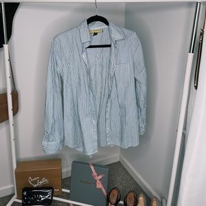 Blue and white business top